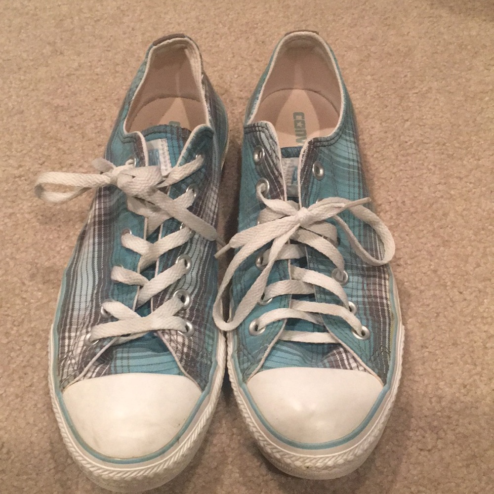 Converse low tops
